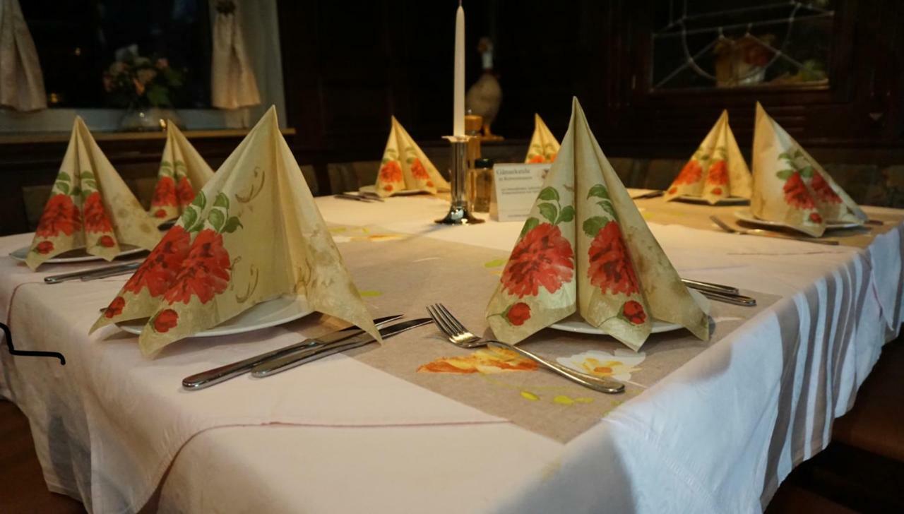 Hotel Am Schloss Borbeck Essen Bagian luar foto